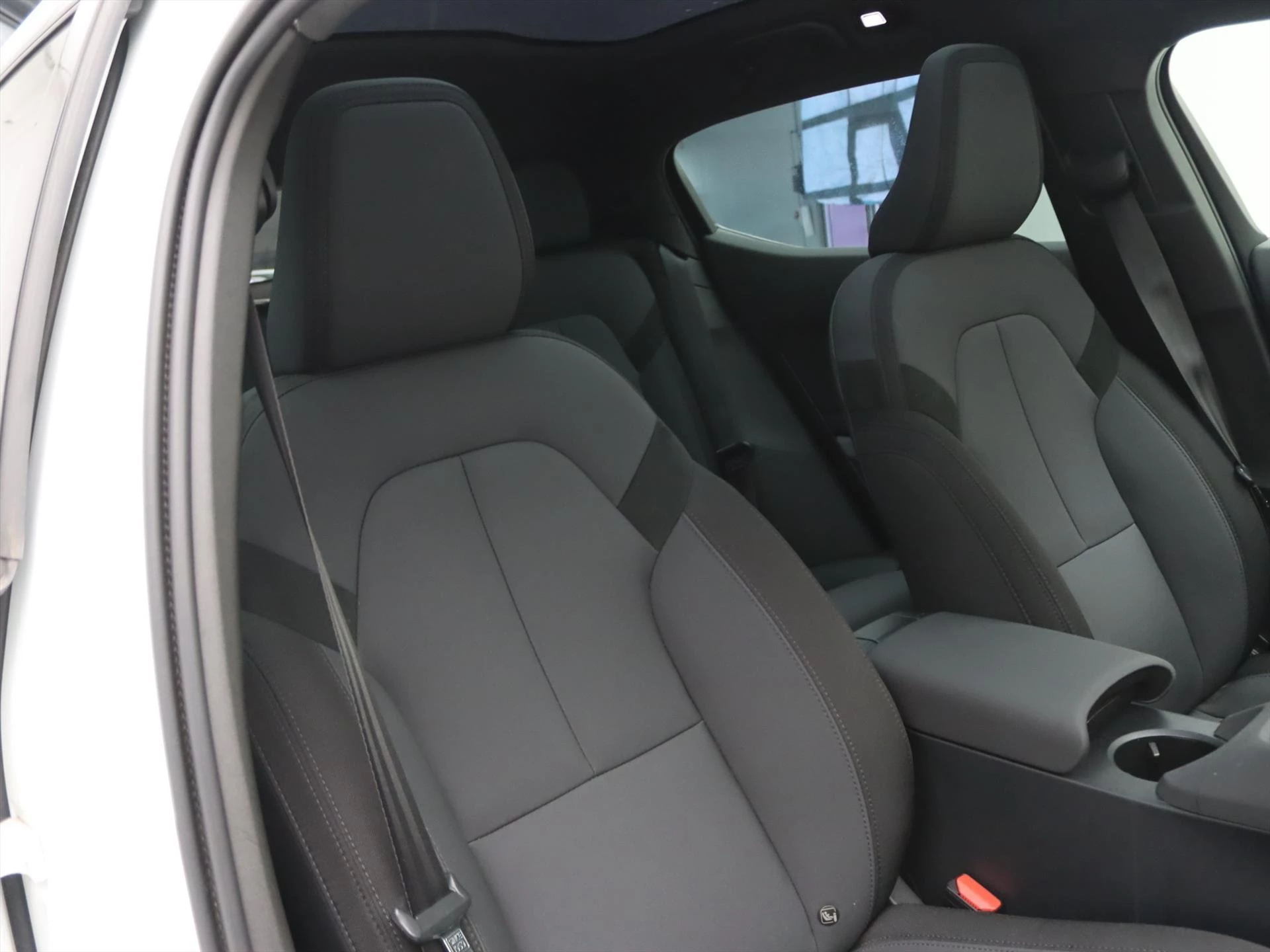 Hoofdafbeelding Polestar 2