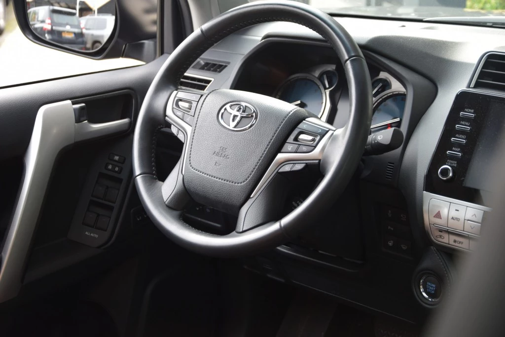 Hoofdafbeelding Toyota Land Cruiser