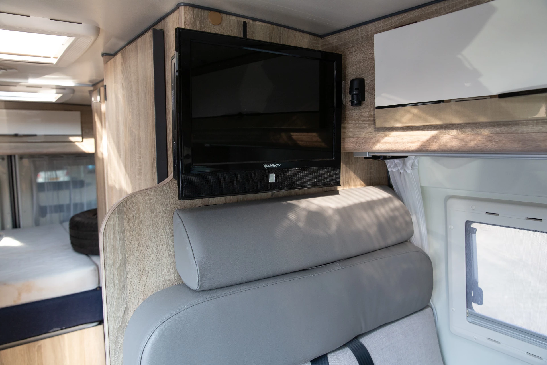 Hoofdafbeelding Karma DEXTER