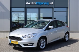 Ford Focus 1.0 Lease Edition Clima, NAVI, Cruise, PDC