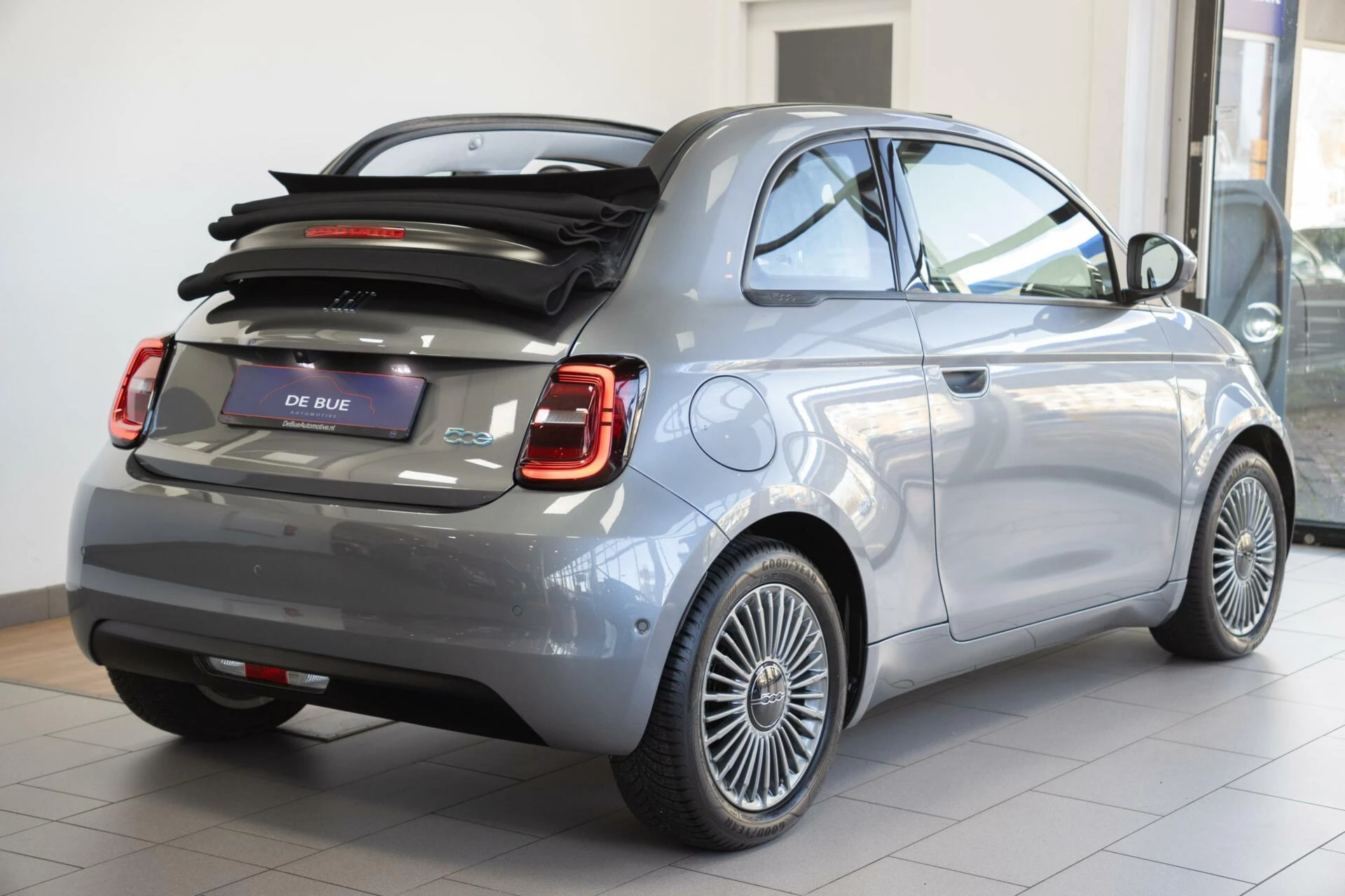 Hoofdafbeelding Fiat 500C