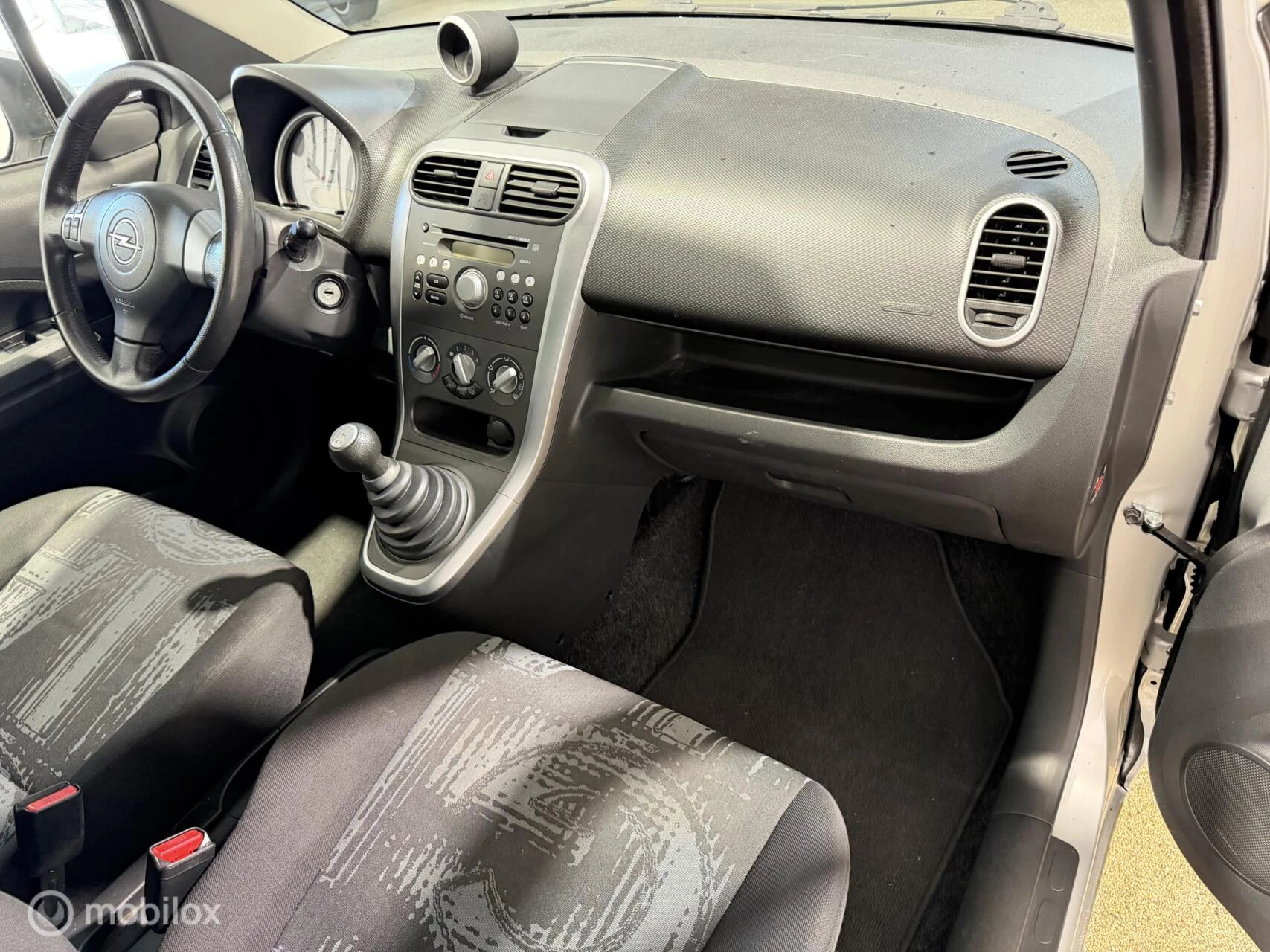Hoofdafbeelding Opel Agila