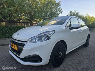 Peugeot 208 1.2 PureTech Allure Nieuwe APK