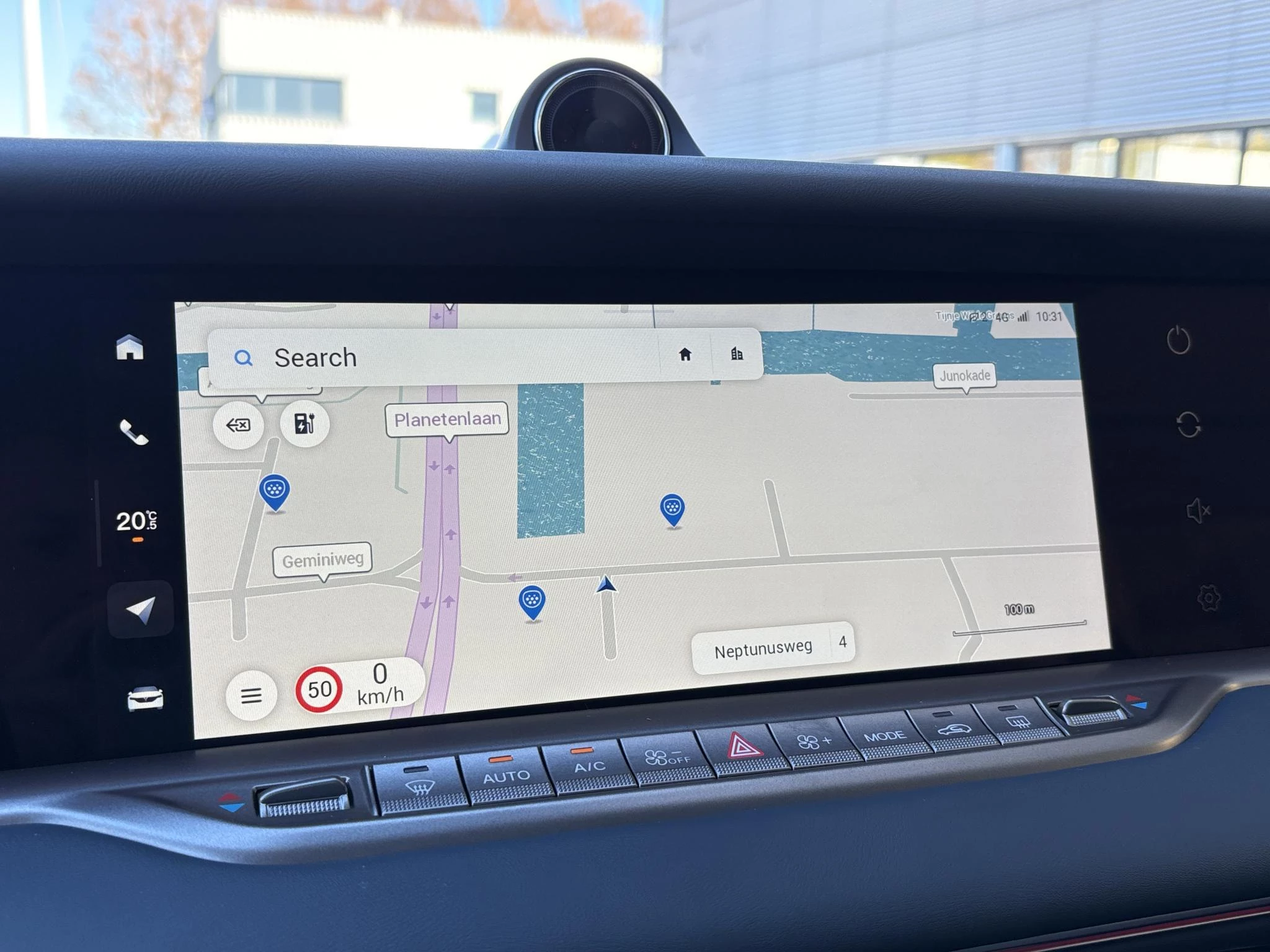 Hoofdafbeelding Voyah Free