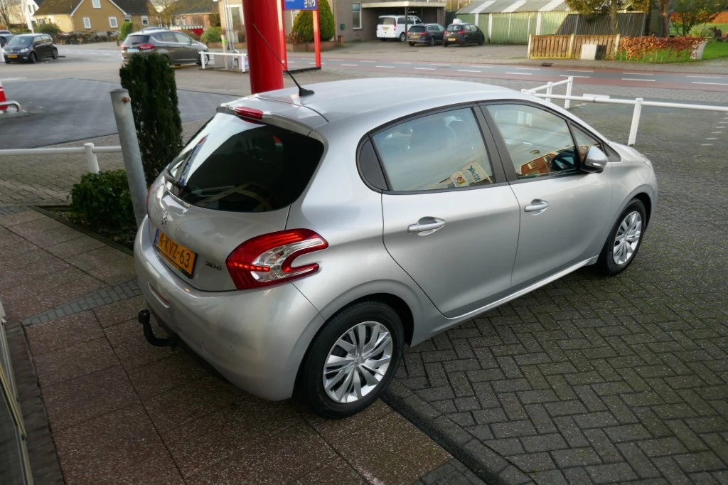 Hoofdafbeelding Peugeot 208