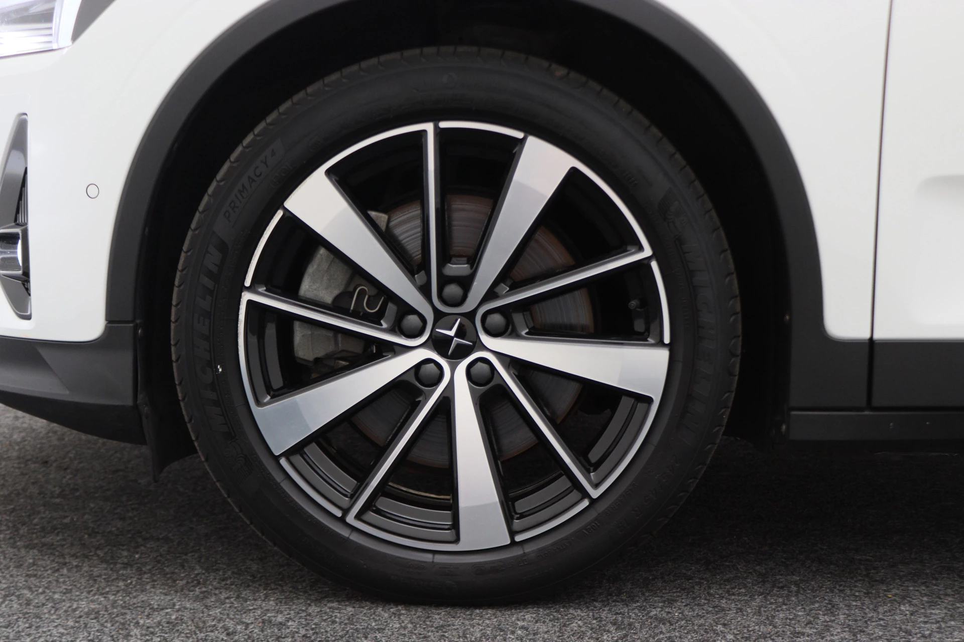 Hoofdafbeelding Polestar 2