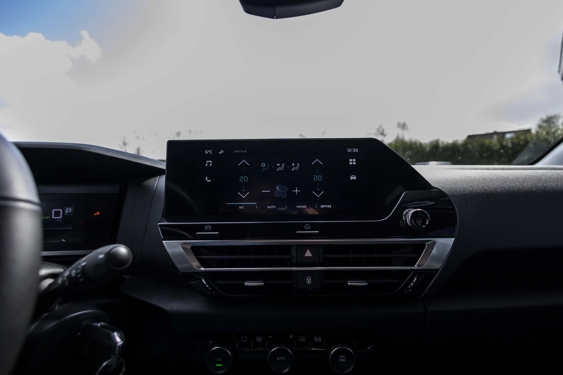 Hoofdafbeelding Citroën ë-C4