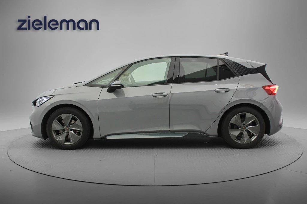 Hoofdafbeelding CUPRA Born