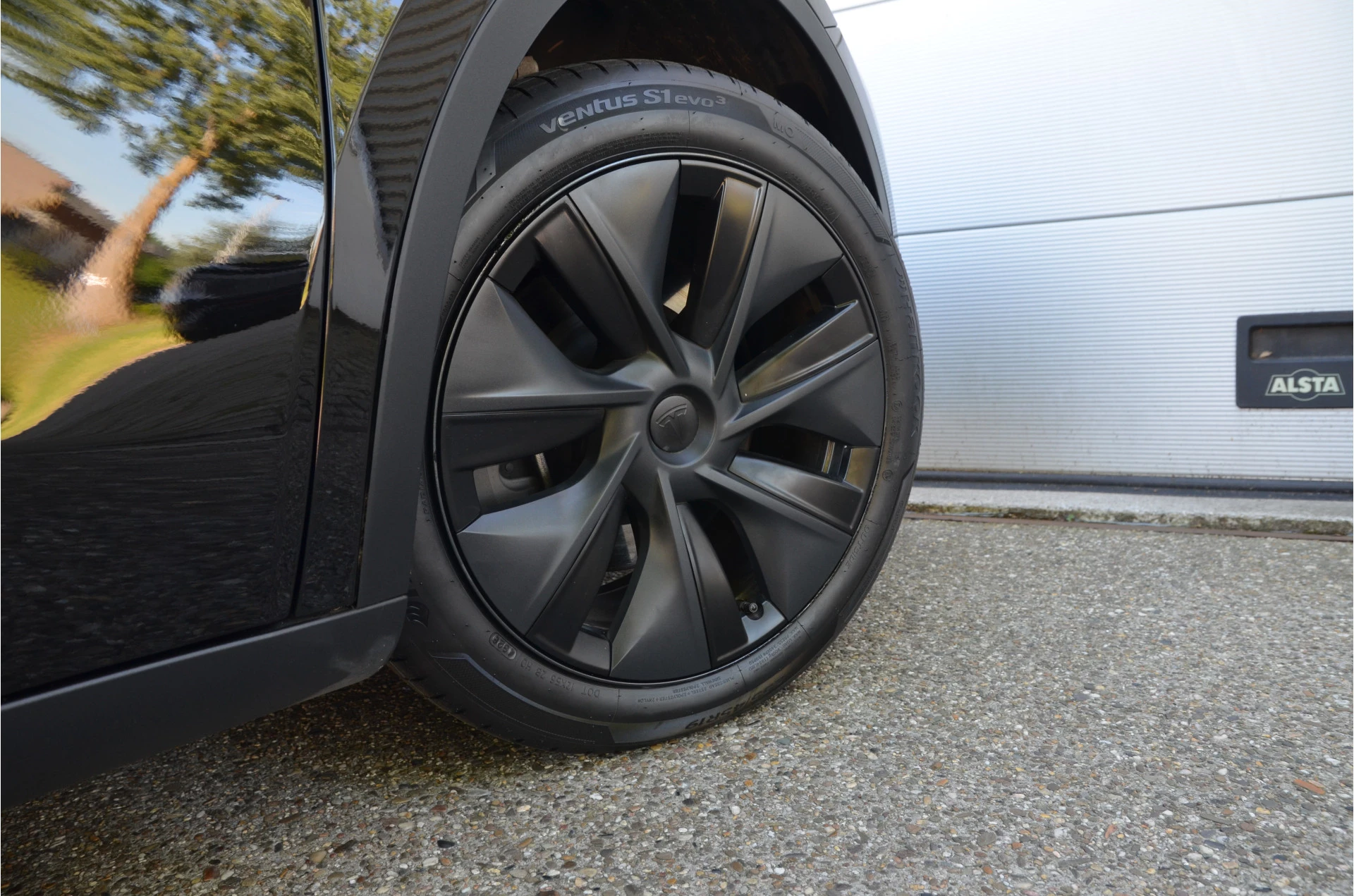 Hoofdafbeelding Tesla Model Y
