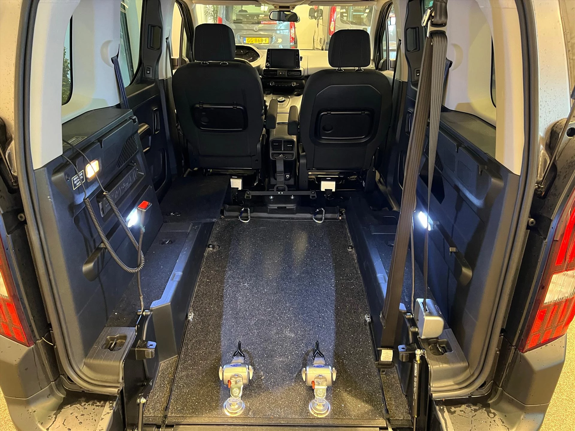 Hoofdafbeelding Peugeot Rifter