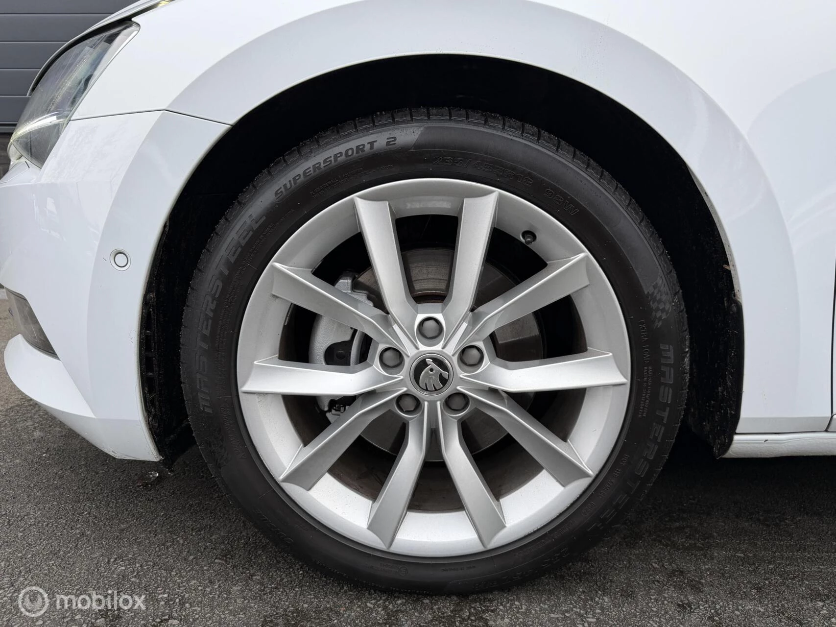 Hoofdafbeelding Škoda Superb