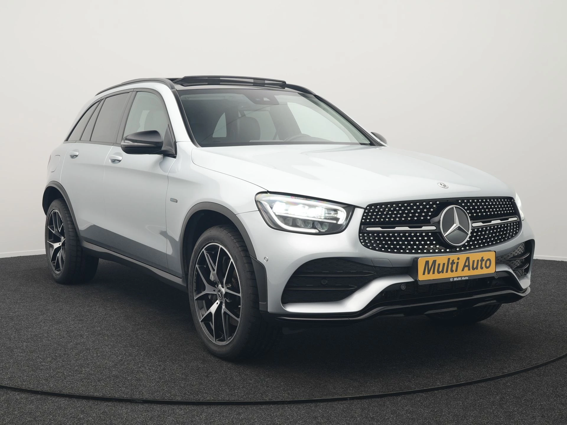 Hoofdafbeelding Mercedes-Benz GLC