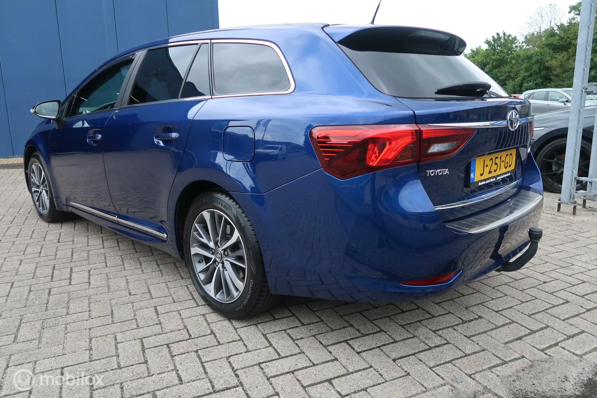 Hoofdafbeelding Toyota Avensis