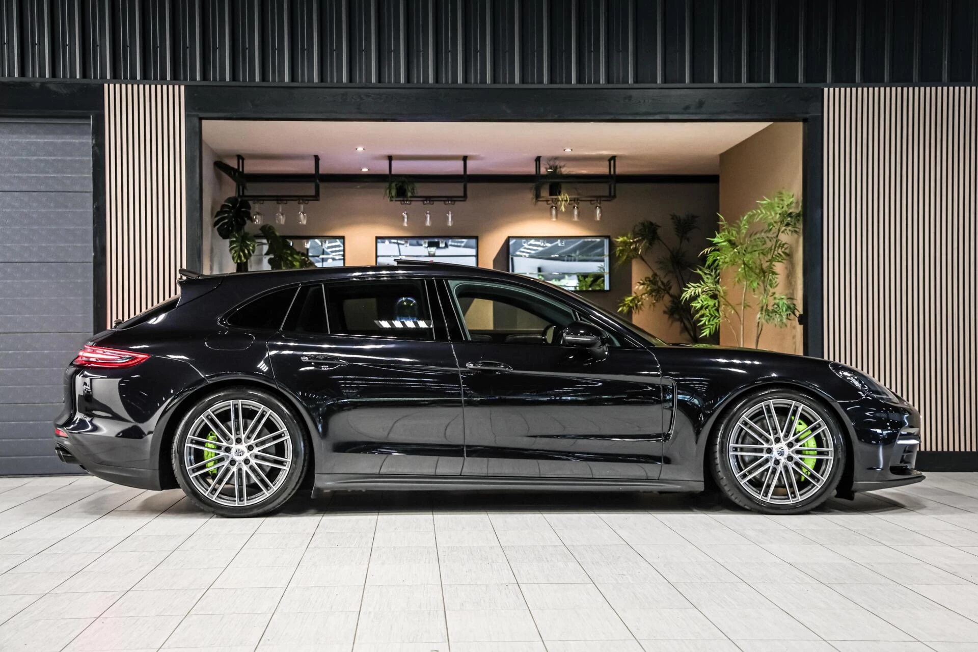 Hoofdafbeelding Porsche Panamera
