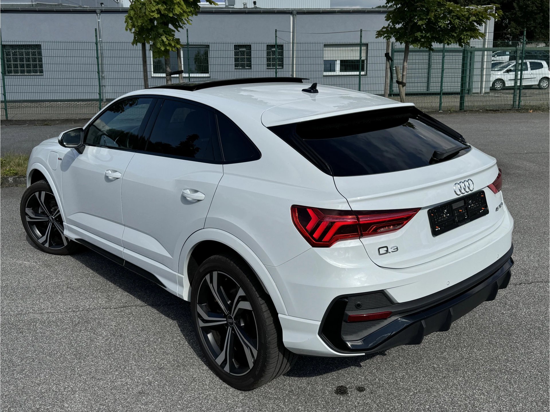 Hoofdafbeelding Audi Q3