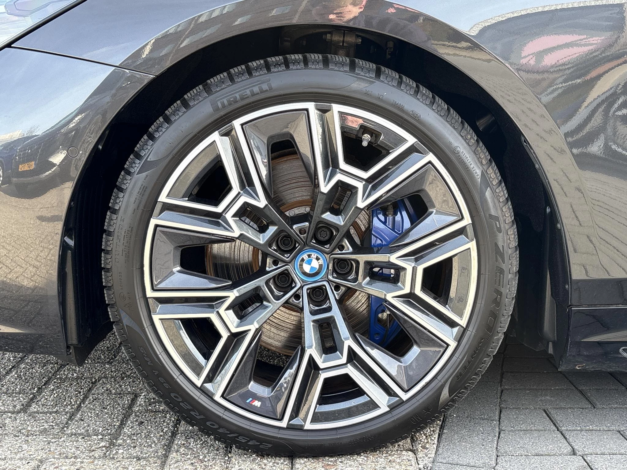 Hoofdafbeelding BMW i5