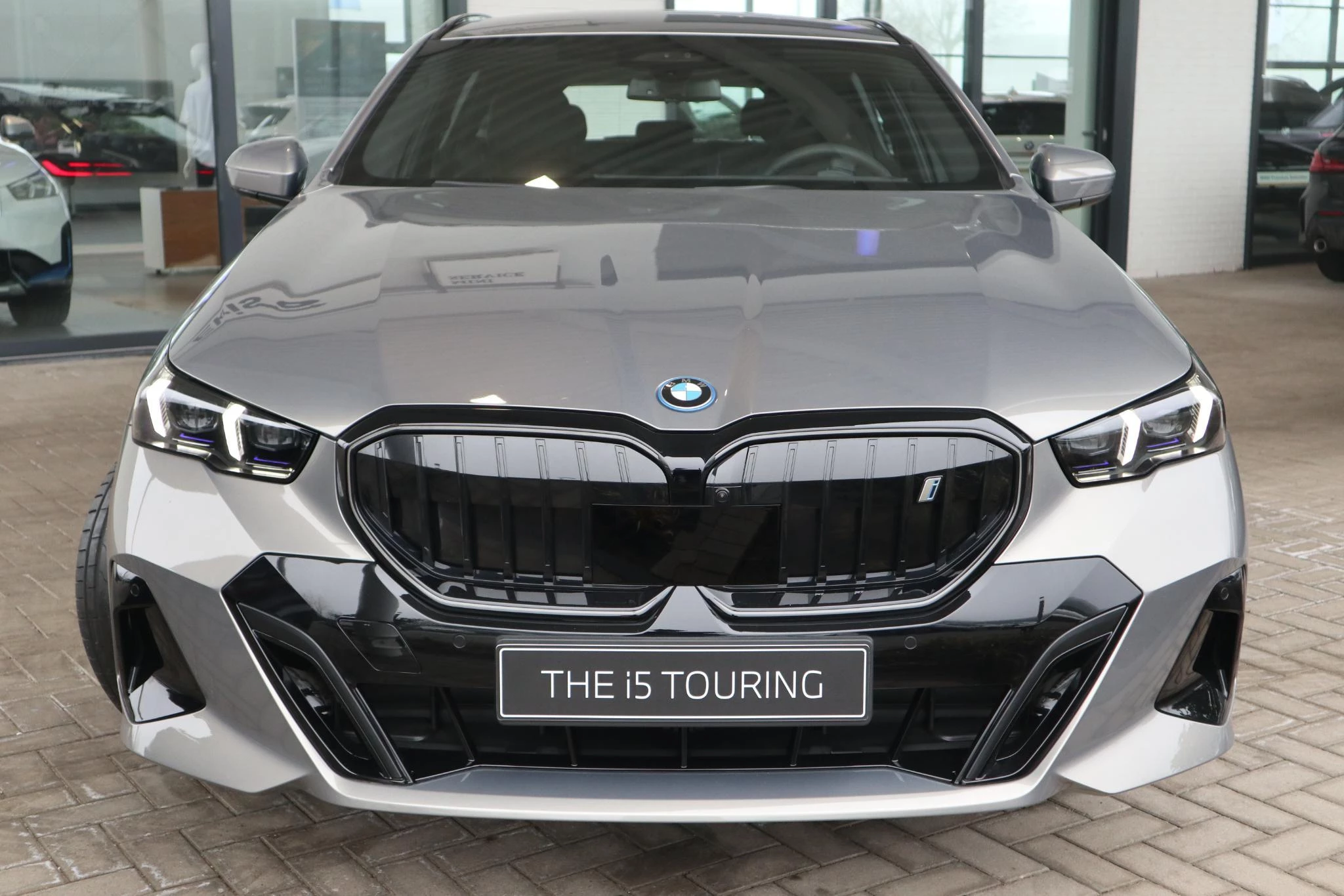 Hoofdafbeelding BMW i5