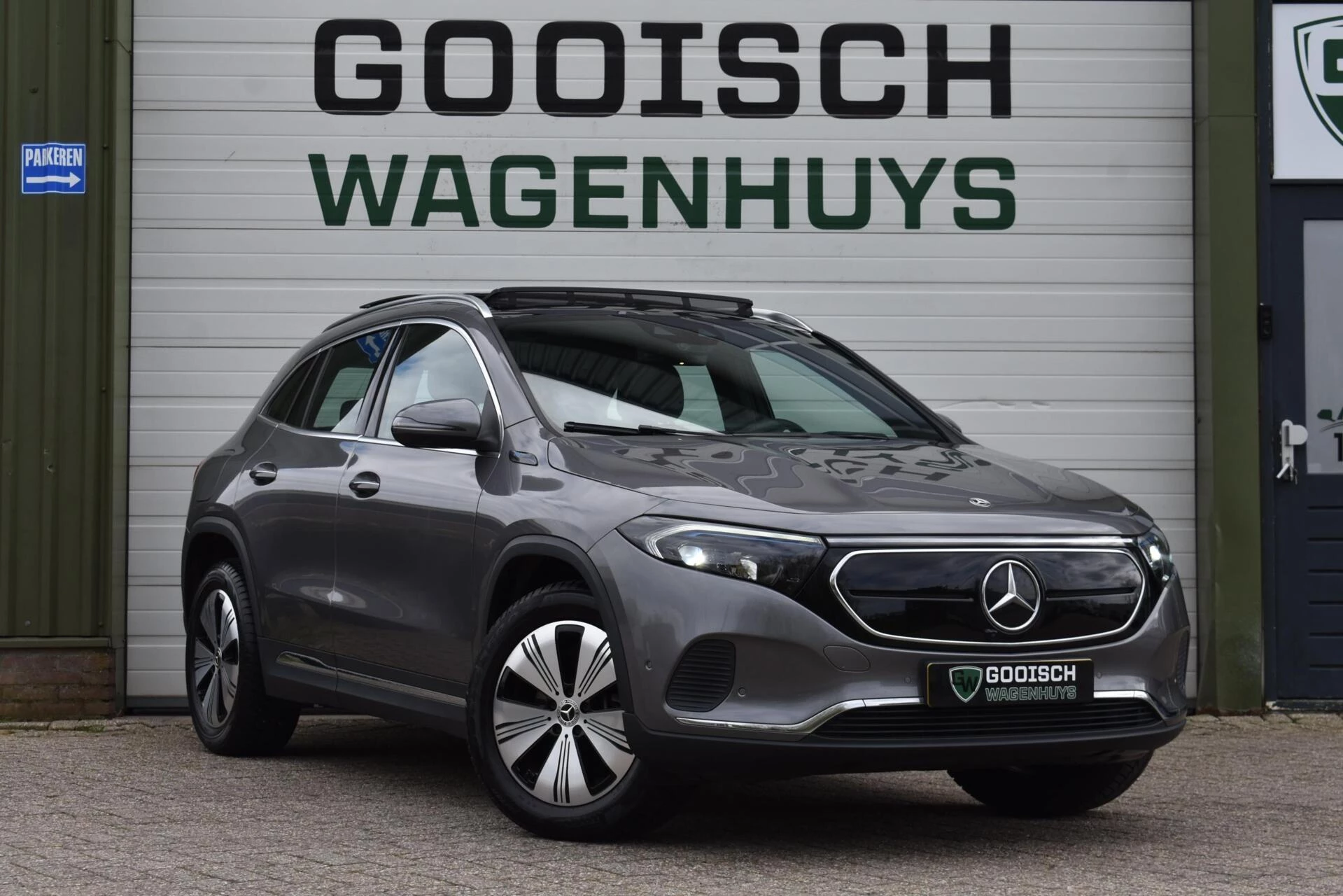 Hoofdafbeelding Mercedes-Benz EQA