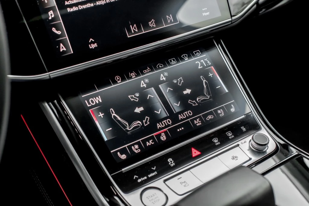 Hoofdafbeelding Audi A8