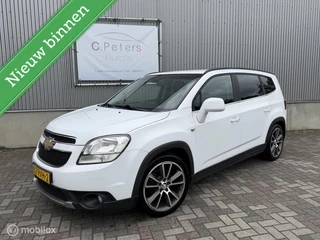 Hoofdafbeelding Chevrolet Orlando Chevrolet Orlando 1.8 LTZ 140pk 2011 / 7 persoons / Navigatie / Trekhaak / Cruisecontrol / Clima / 7zits / NAP