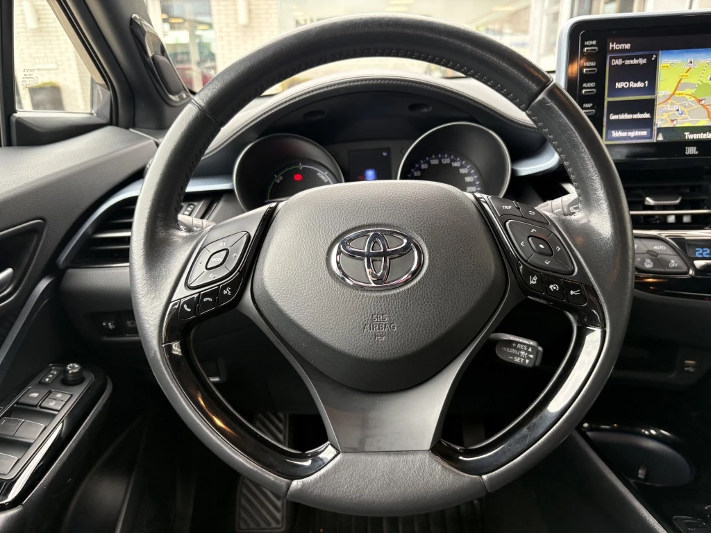 Hoofdafbeelding Toyota C-HR
