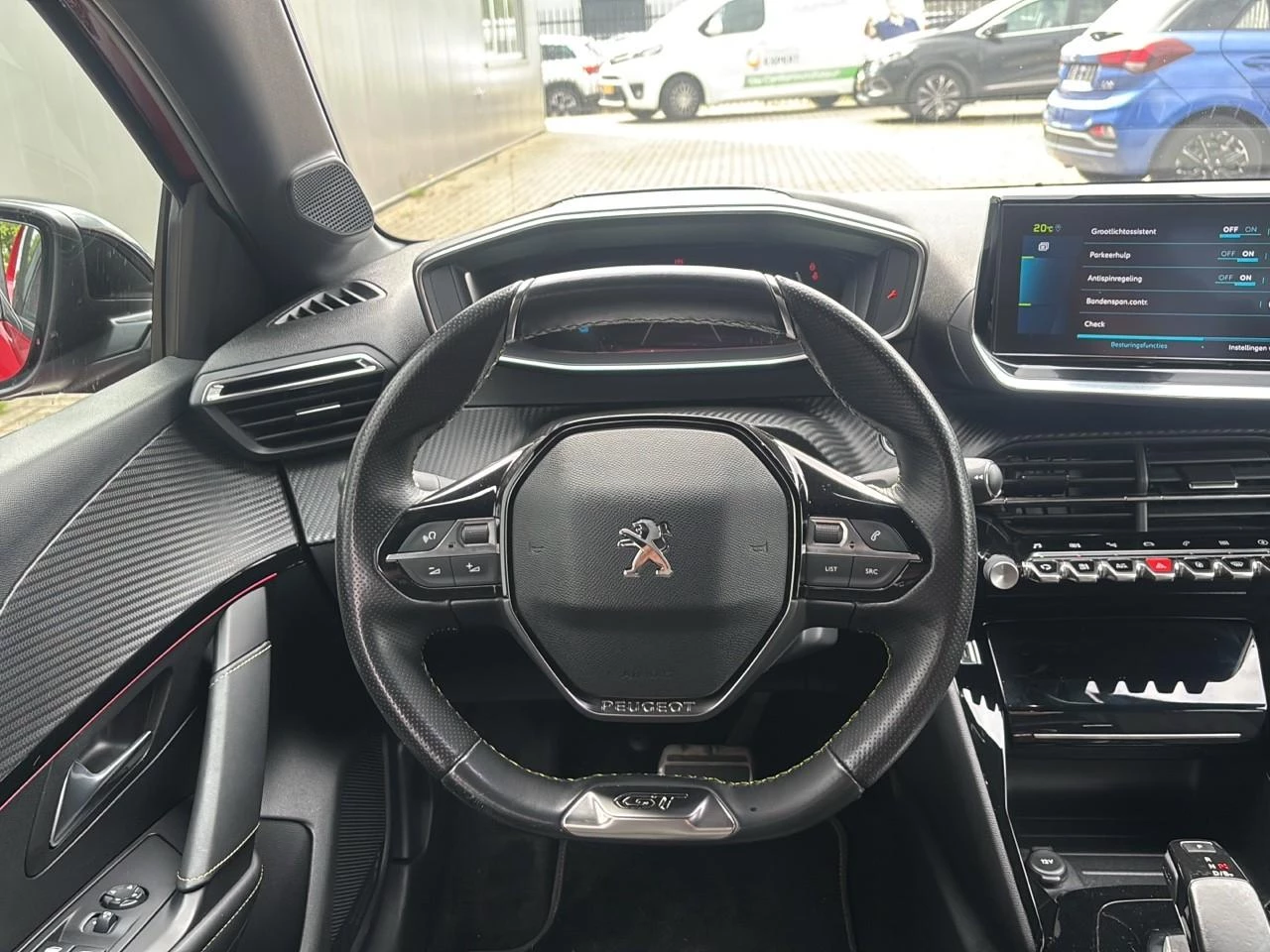 Hoofdafbeelding Peugeot e-208