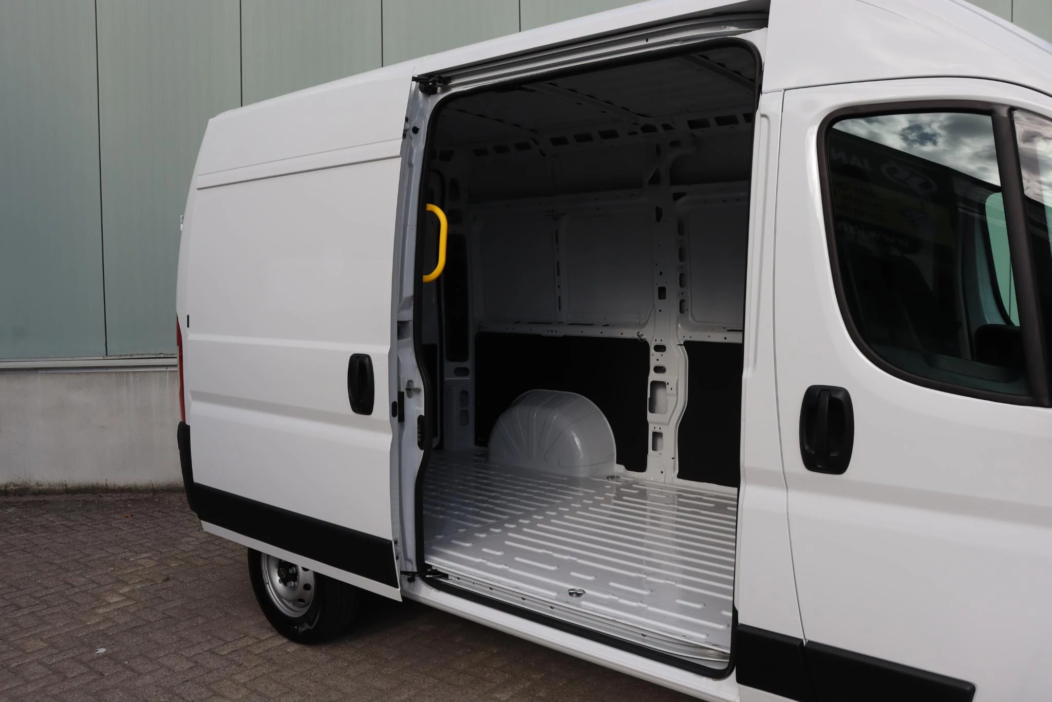 Hoofdafbeelding Opel Movano