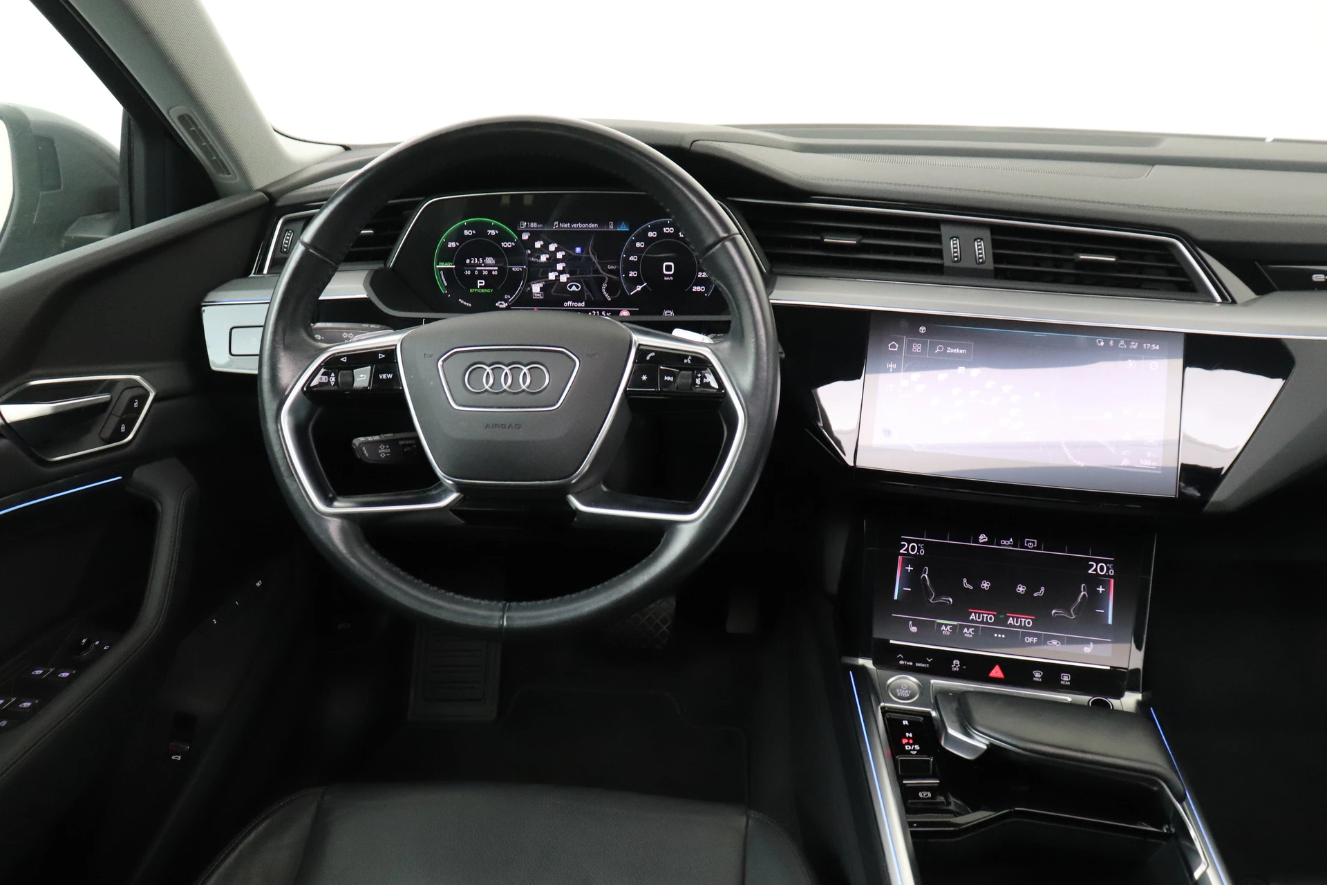 Hoofdafbeelding Audi e-tron