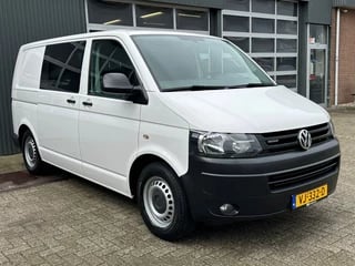 Volkswagen Transporter 2.0 TDI L1H1 BlueMotion L1H1 Achterklep Kastinrichting Omvormer Airco Cruise control Usb aansluiting Bury Parkeersensoren voor en achter 1e eigenaar Euro 5