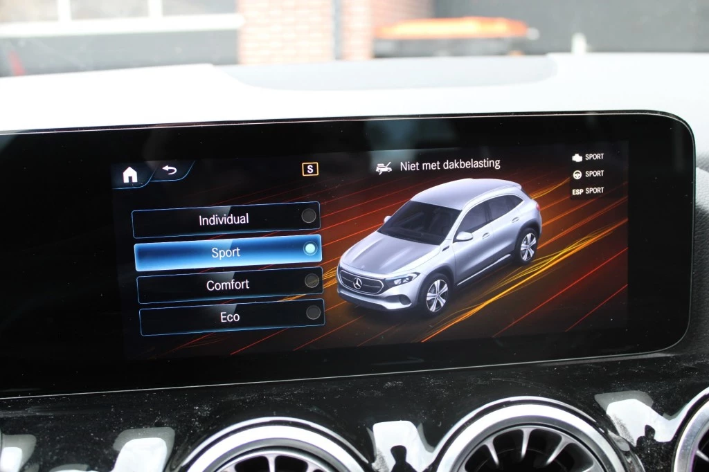 Hoofdafbeelding Mercedes-Benz EQA