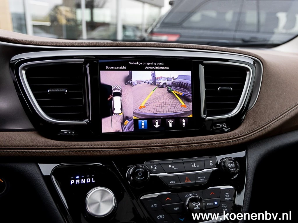 Hoofdafbeelding Chrysler Pacifica