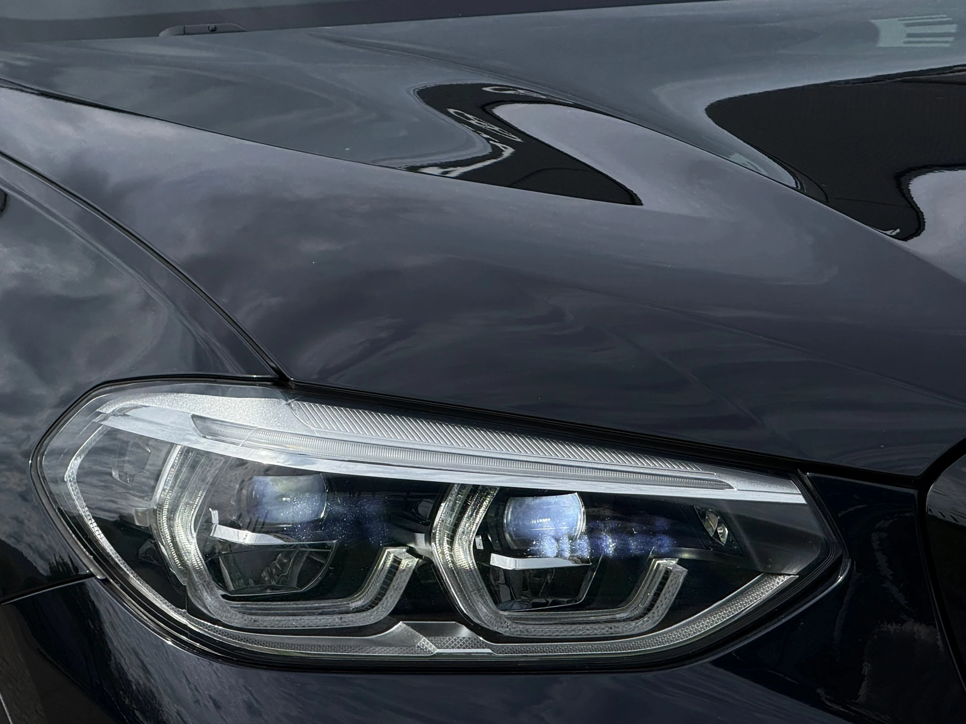 Hoofdafbeelding BMW iX3