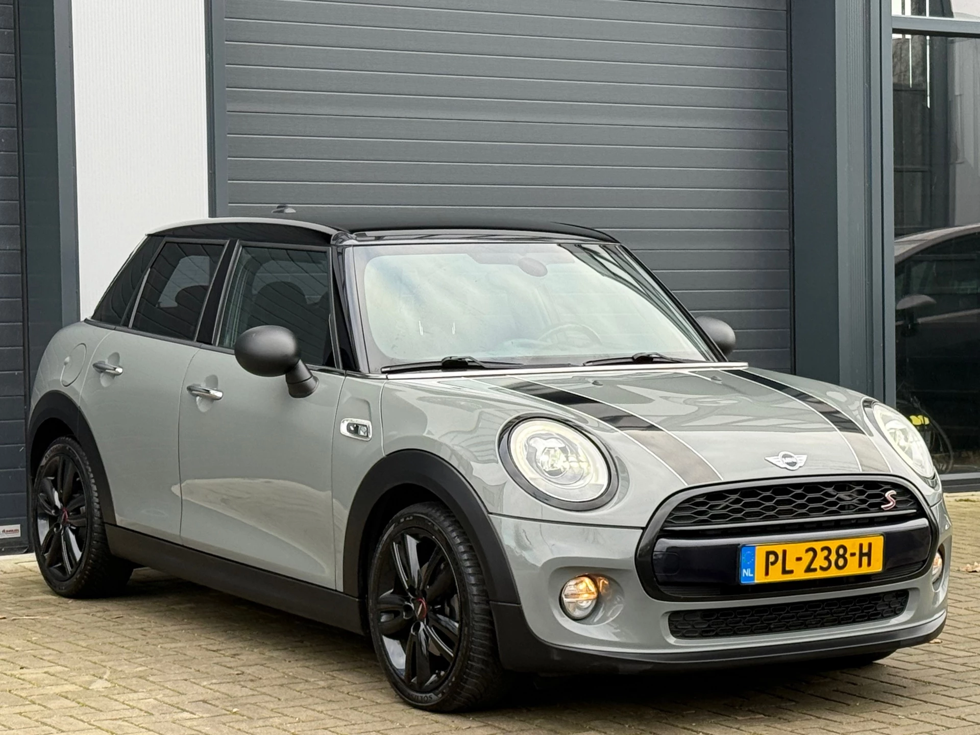 Hoofdafbeelding MINI Cooper