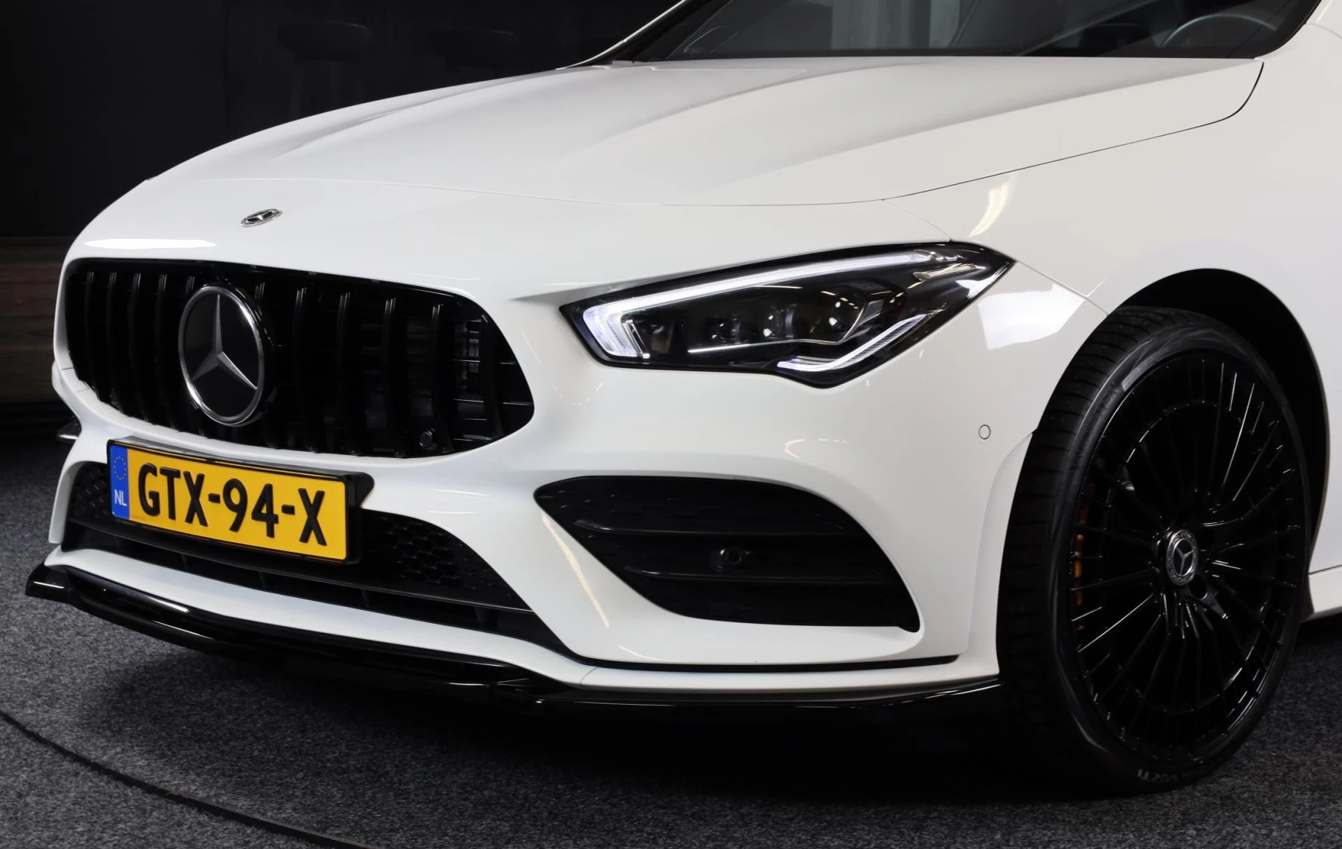 Hoofdafbeelding Mercedes-Benz CLA