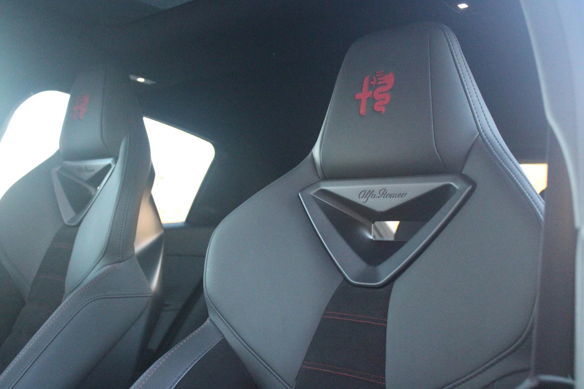 Hoofdafbeelding Alfa Romeo Junior