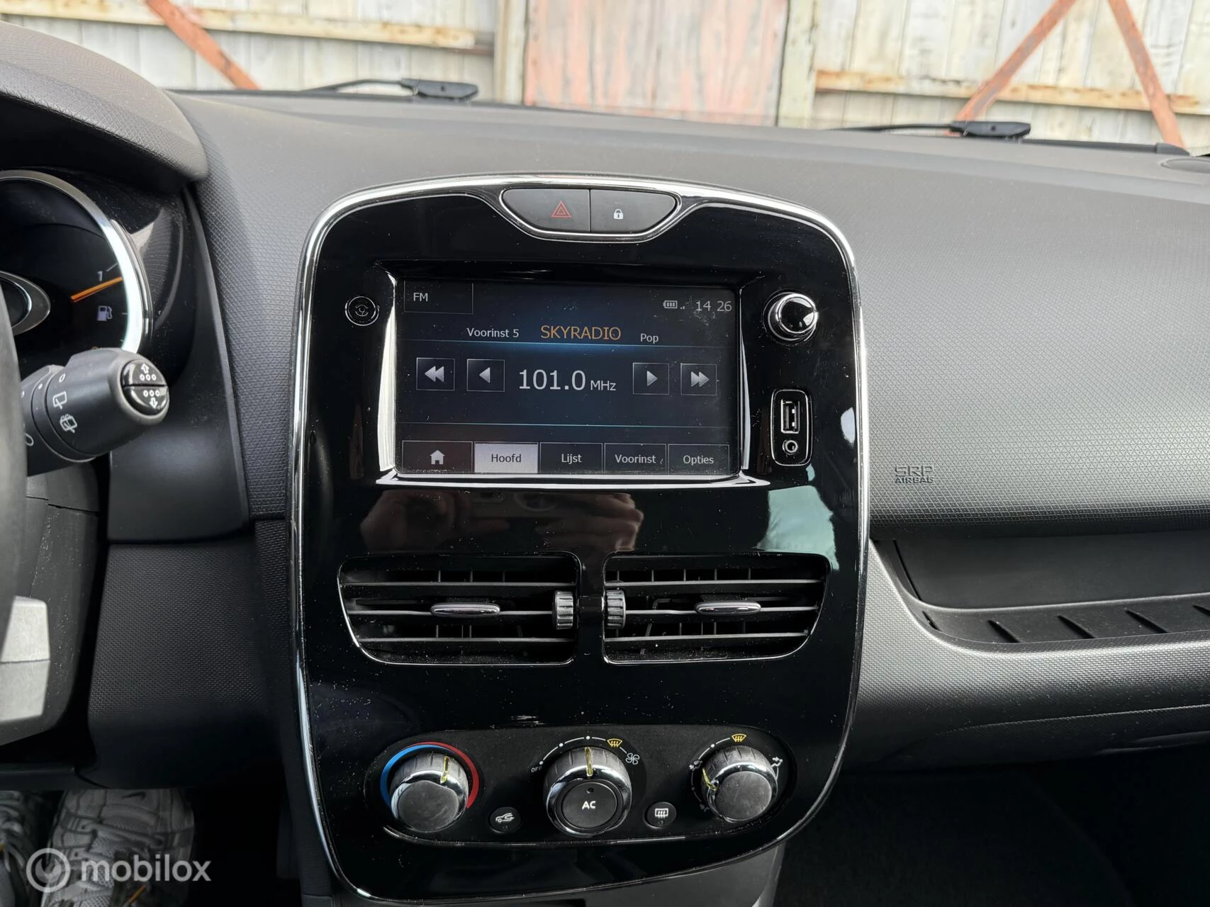 Hoofdafbeelding Renault Clio