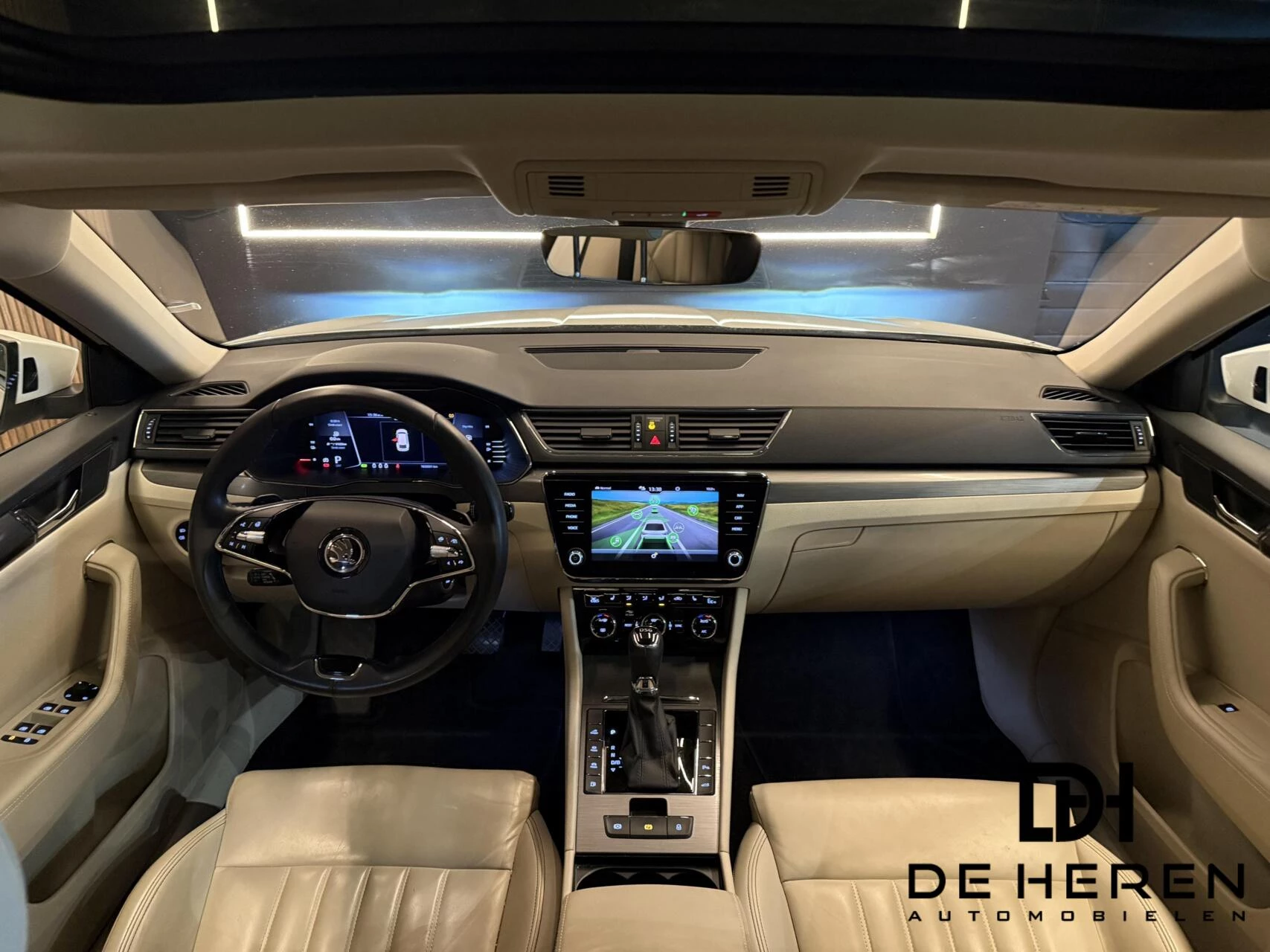 Hoofdafbeelding Škoda Superb