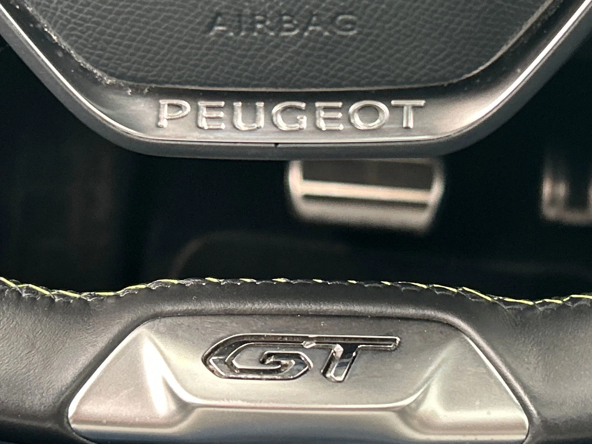 Hoofdafbeelding Peugeot e-208