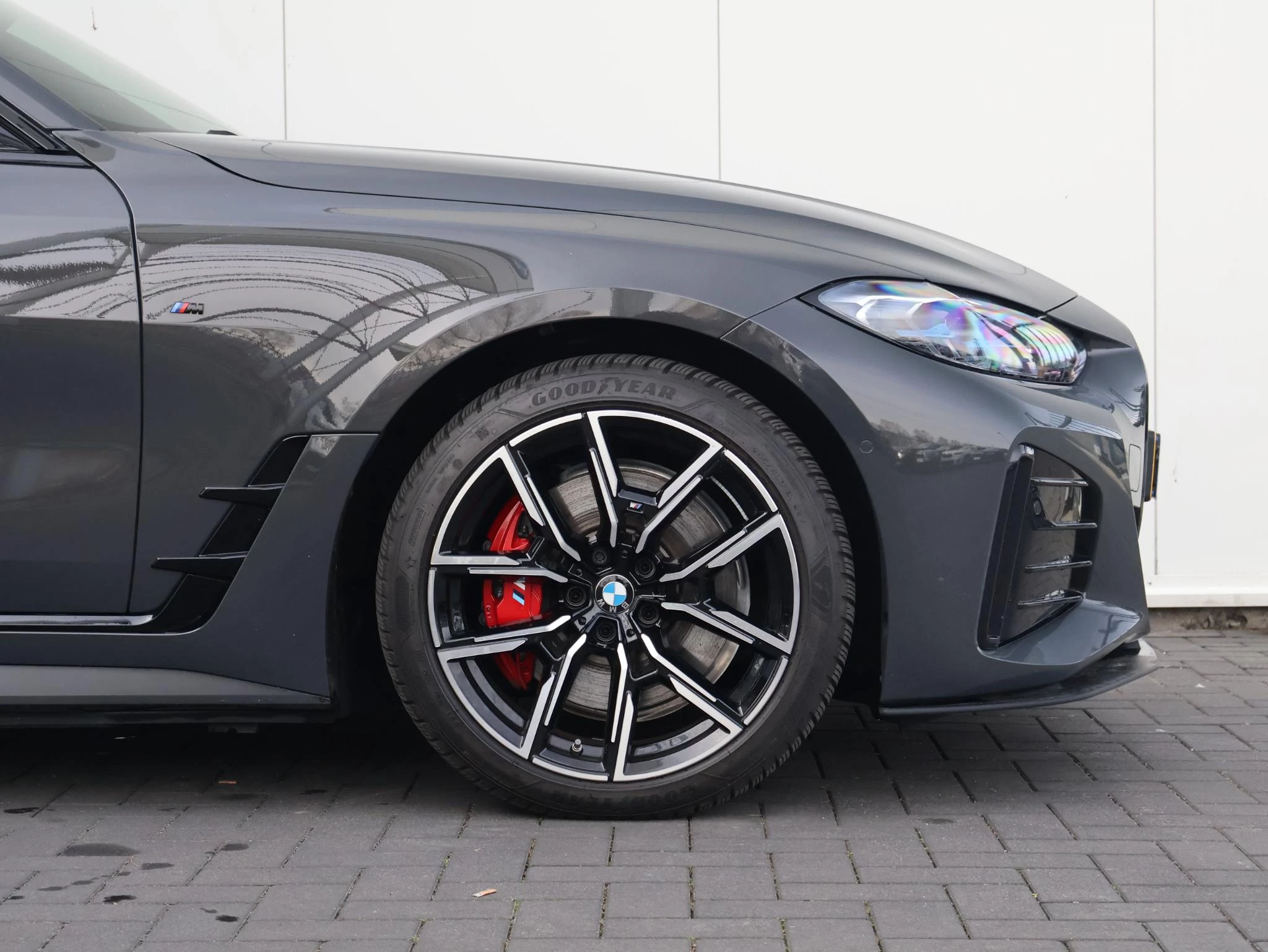 Hoofdafbeelding BMW i4