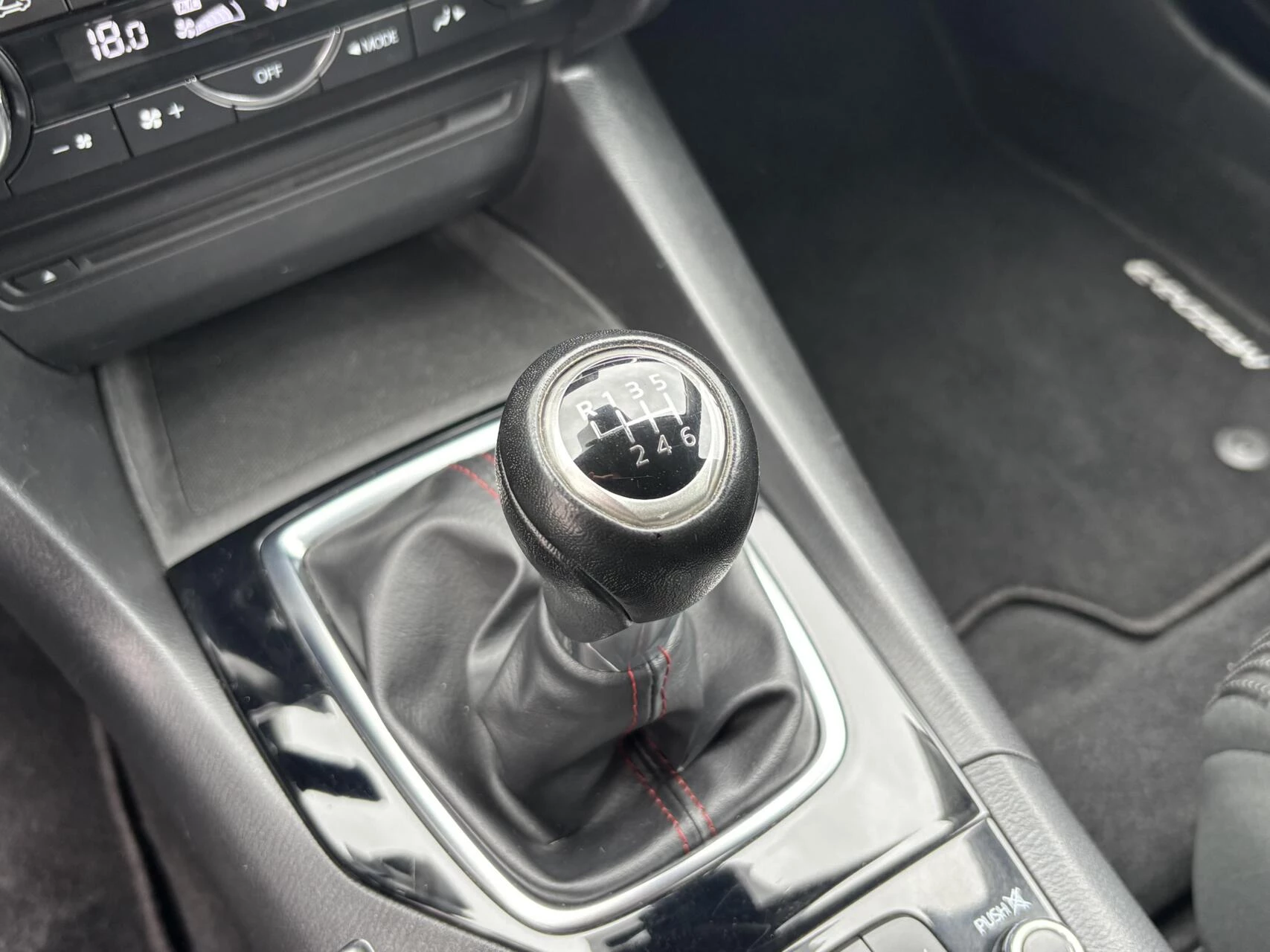 Hoofdafbeelding Mazda 3