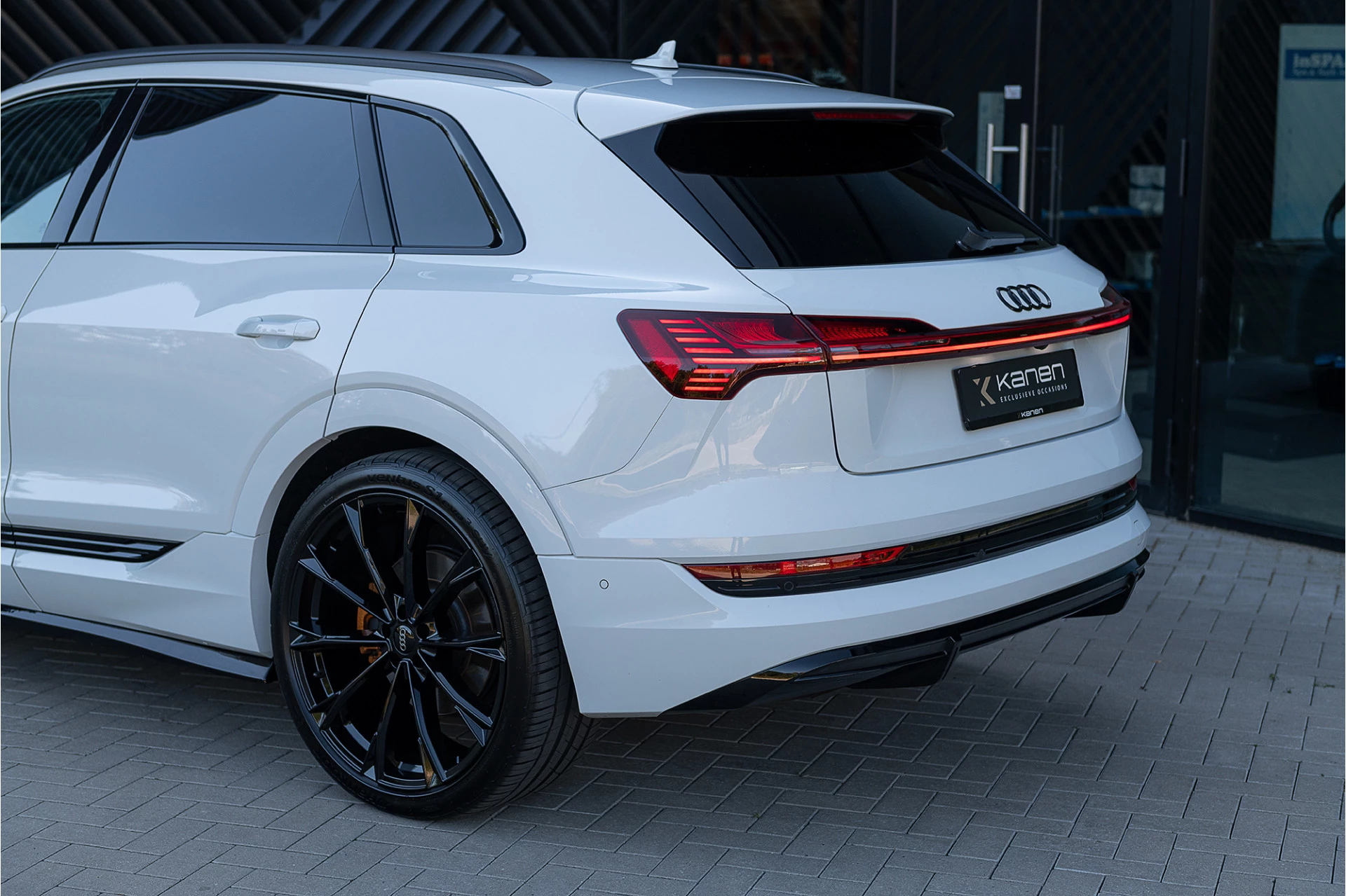 Hoofdafbeelding Audi e-tron