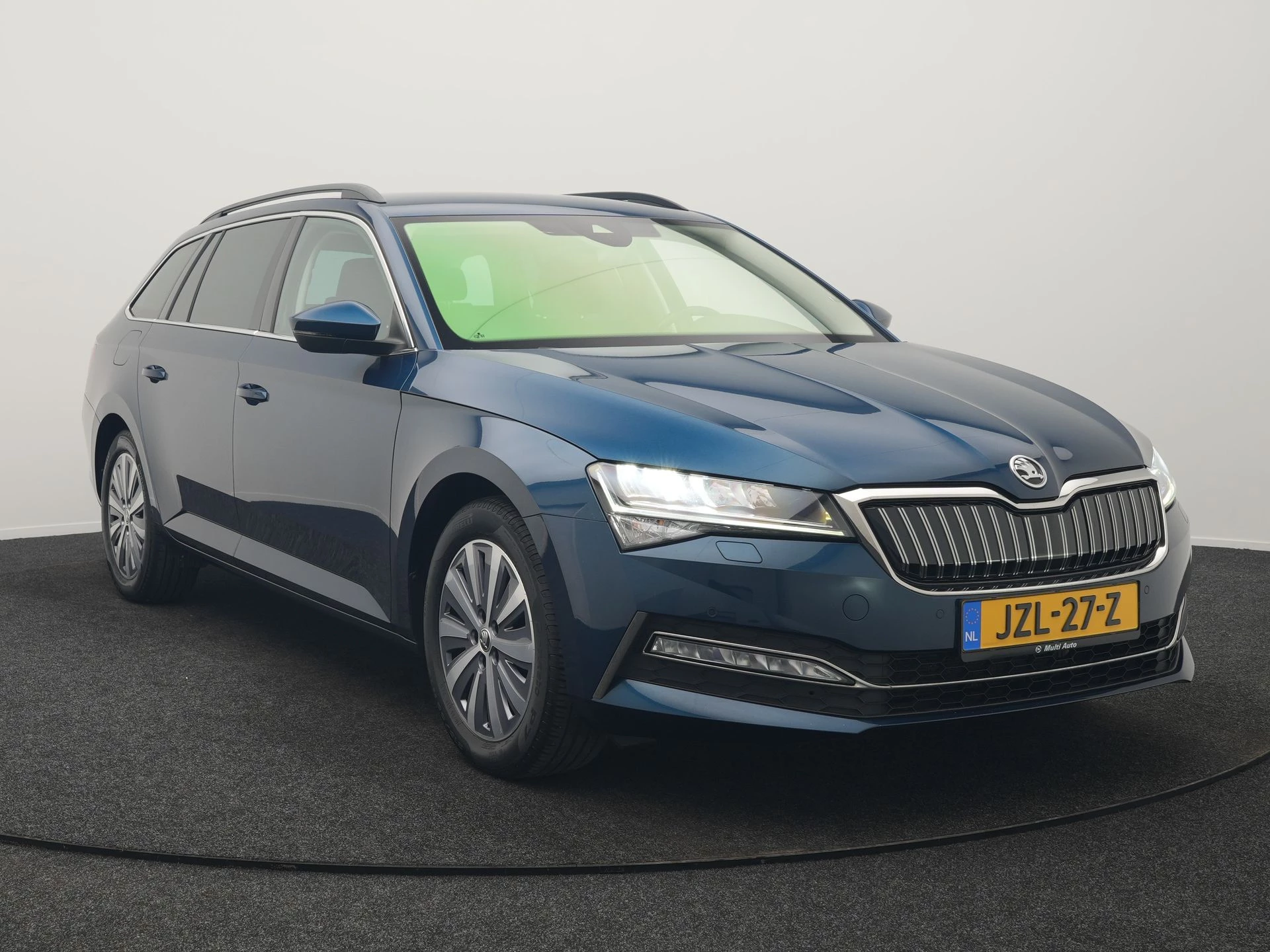Hoofdafbeelding Škoda Superb