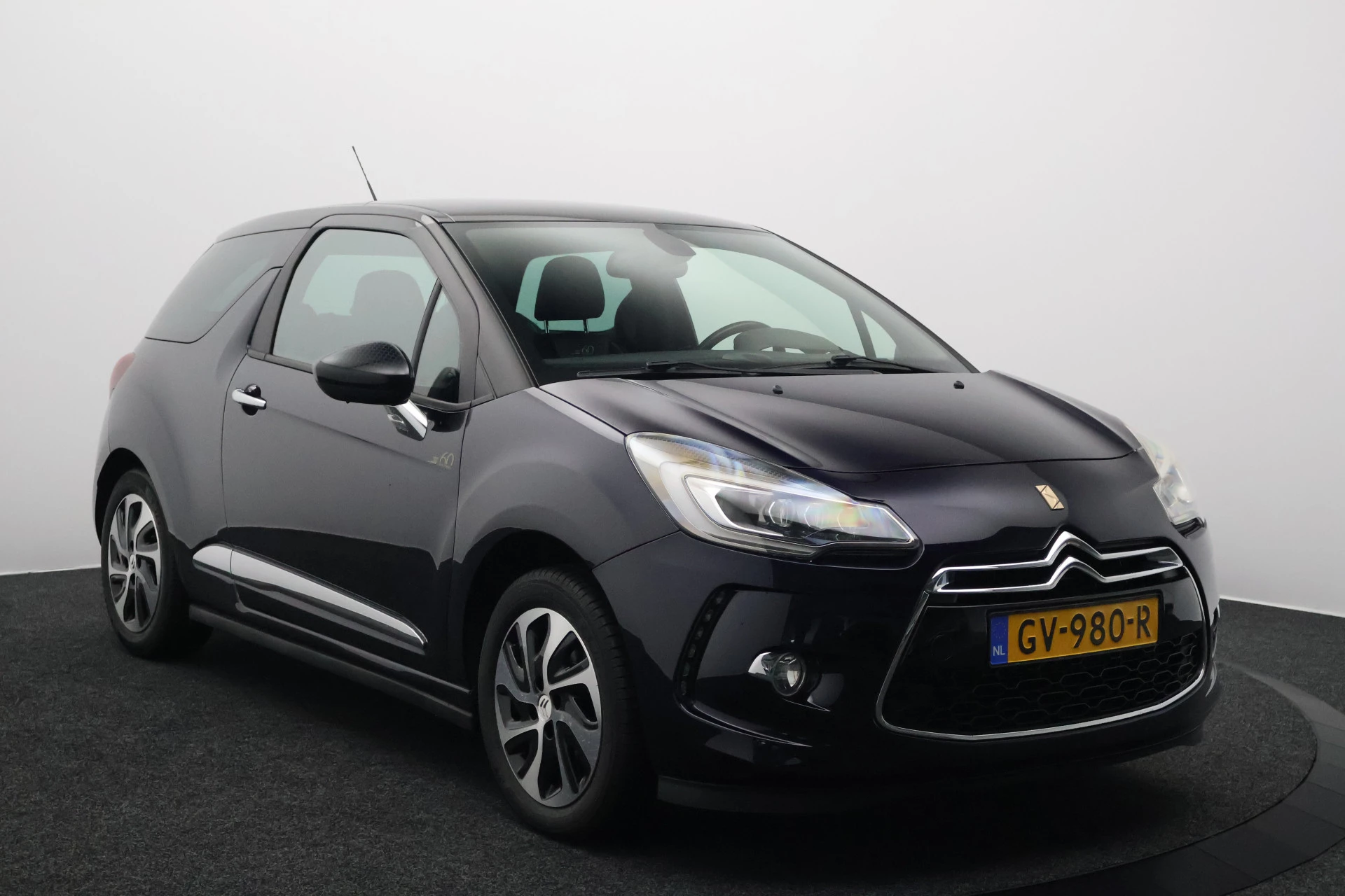 Hoofdafbeelding DS DS 3
