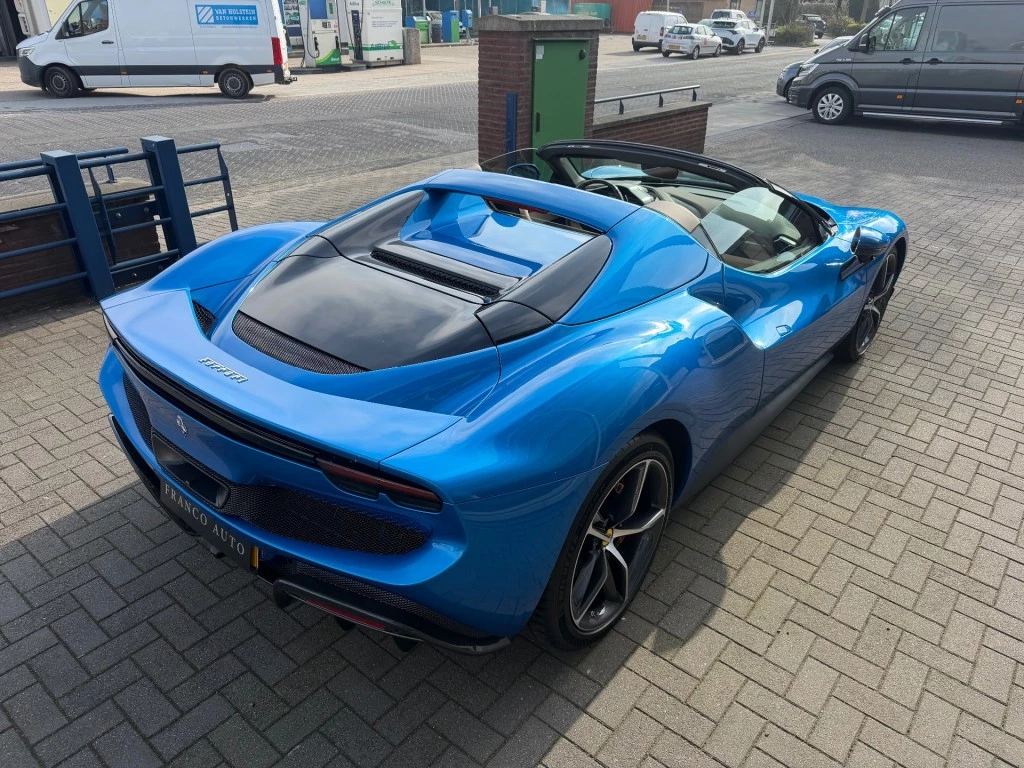 Hoofdafbeelding Ferrari 296