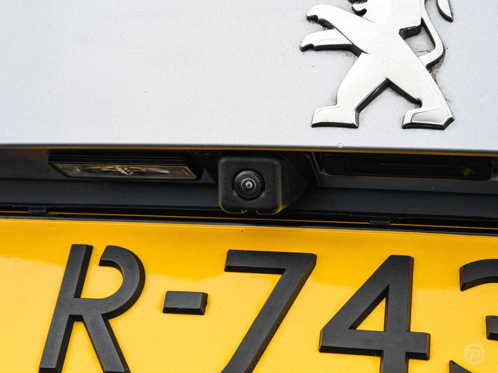 Hoofdafbeelding Peugeot e-2008