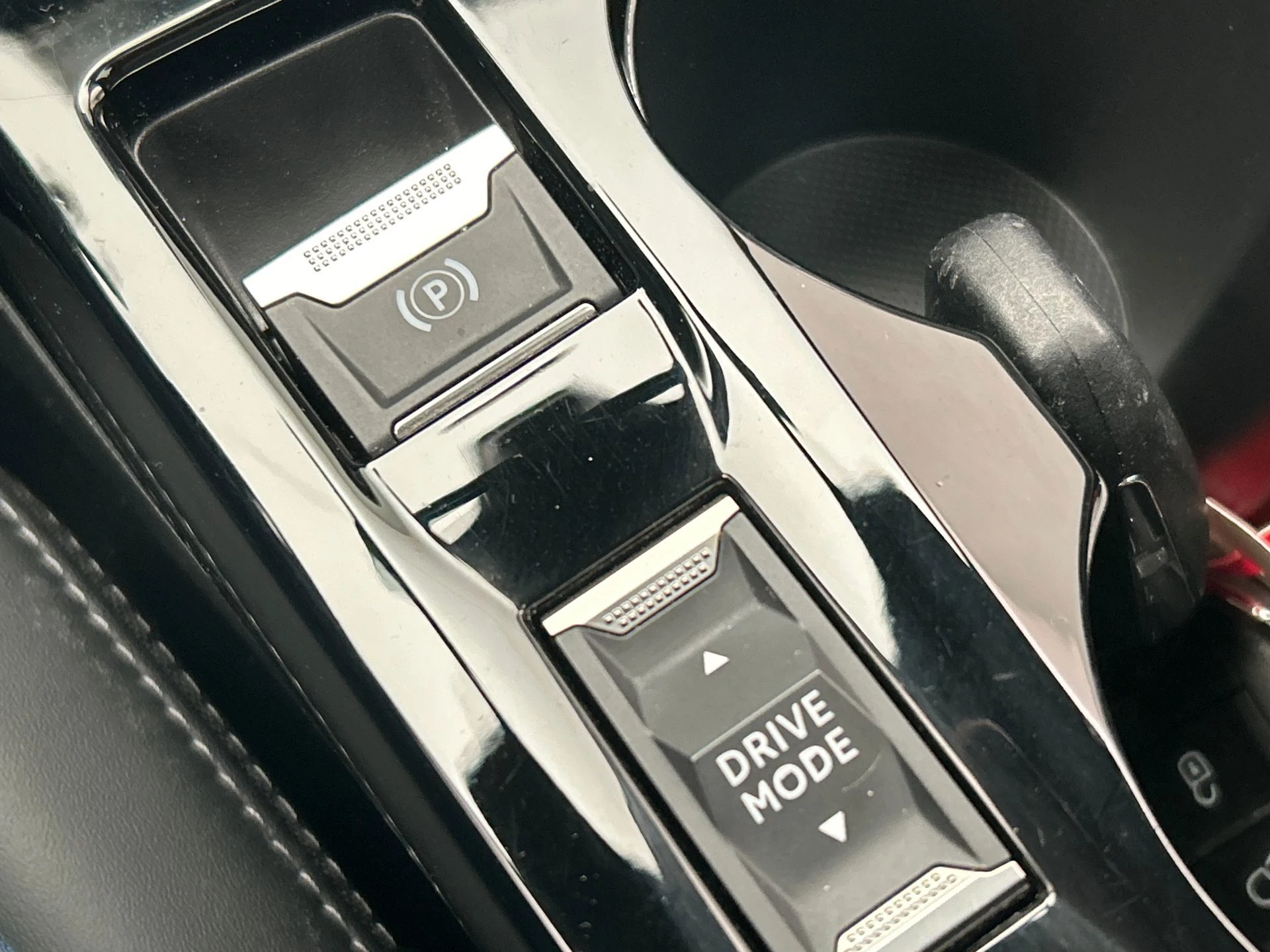 Hoofdafbeelding Peugeot e-208