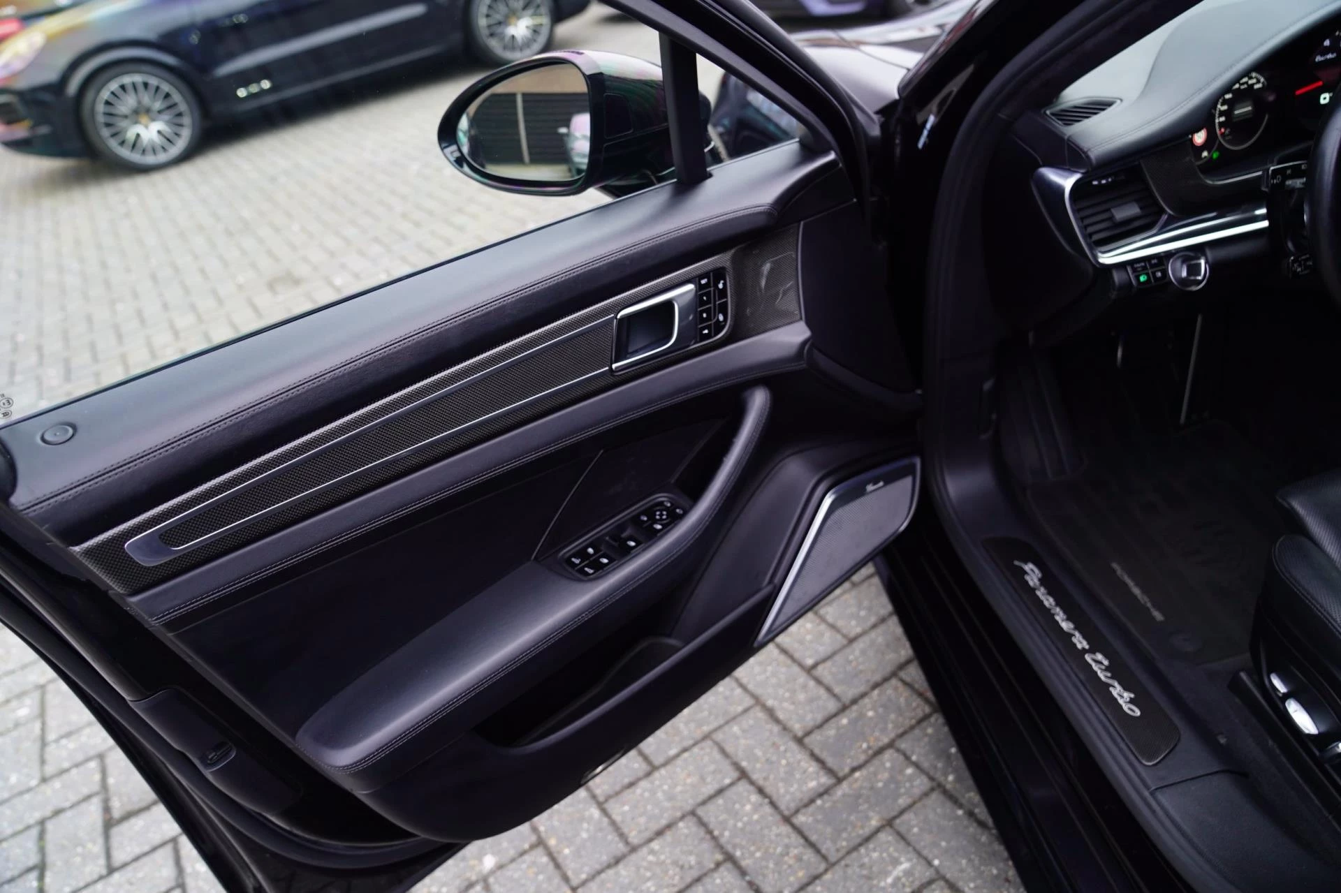 Hoofdafbeelding Porsche Panamera