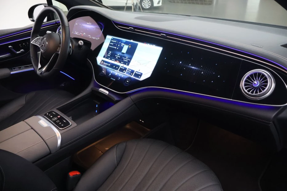 Hoofdafbeelding Mercedes-Benz EQS