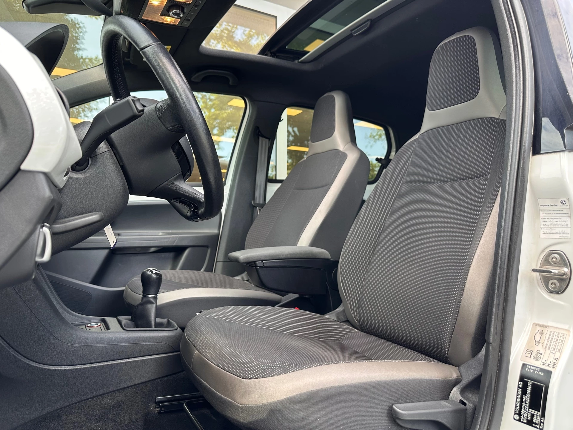Hoofdafbeelding Volkswagen up!
