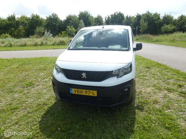 Hoofdafbeelding Peugeot Partner